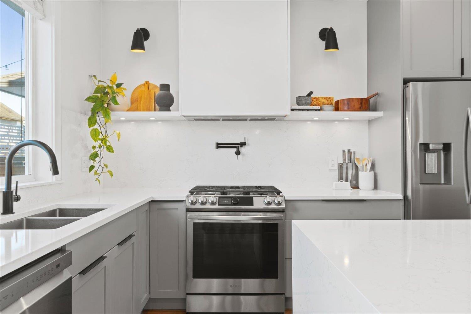 6819 SCHOOL LANE, Sardis East Vedder, Chilliwack