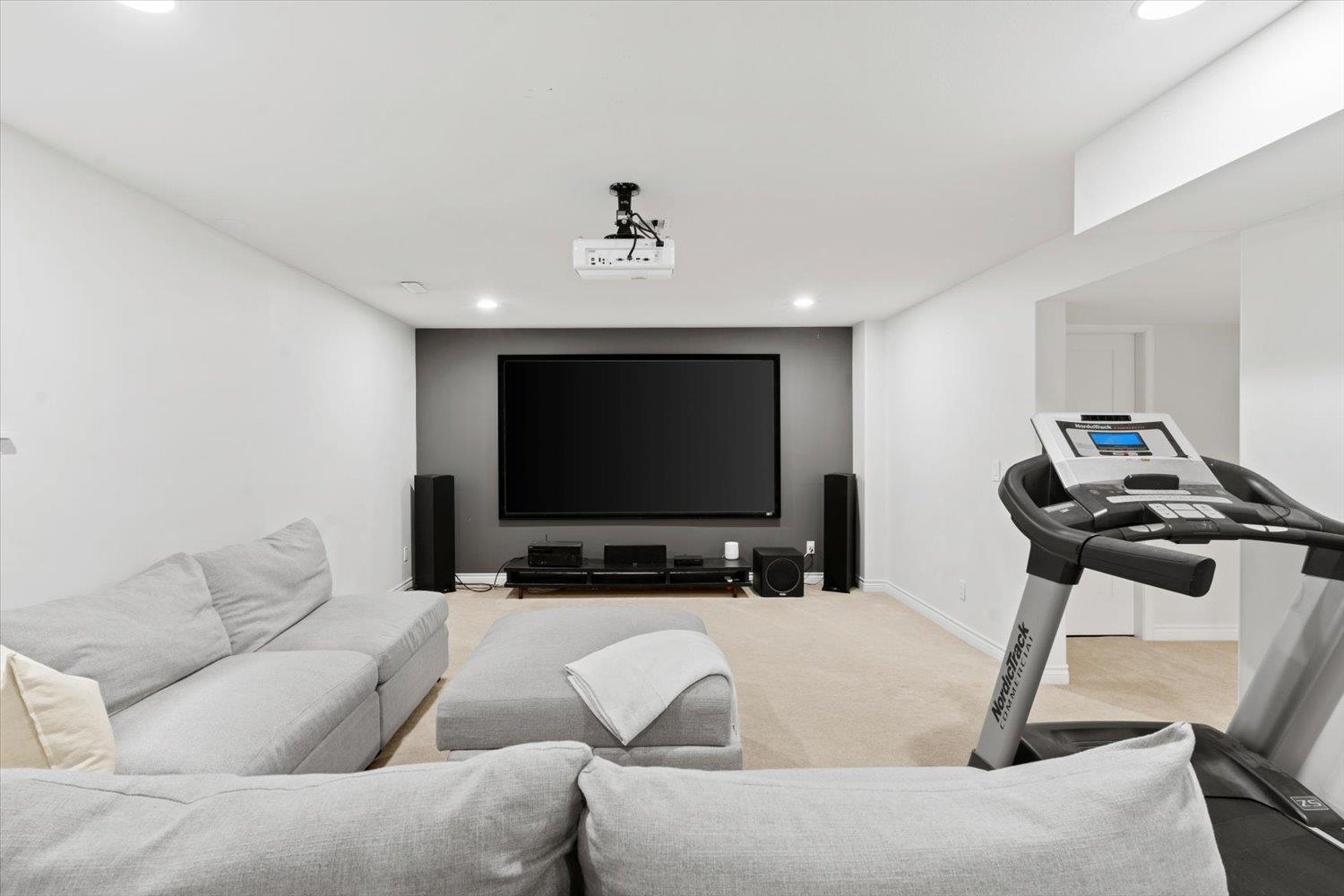 6819 SCHOOL LANE, Sardis East Vedder, Chilliwack