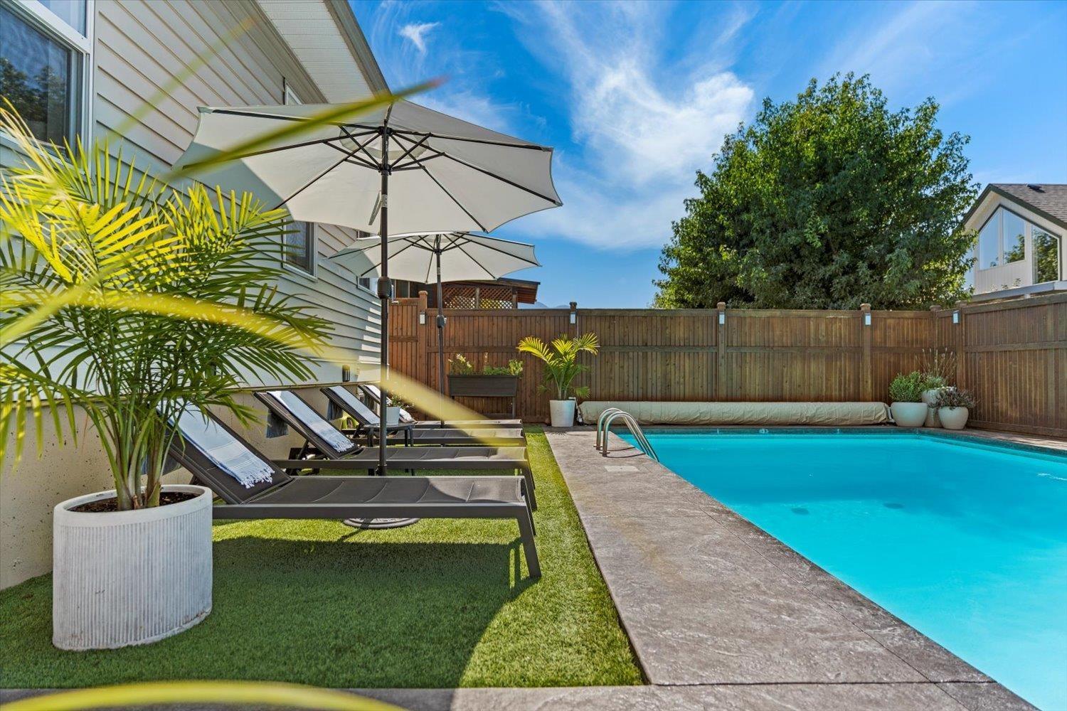 6819 SCHOOL LANE, Sardis East Vedder, Chilliwack