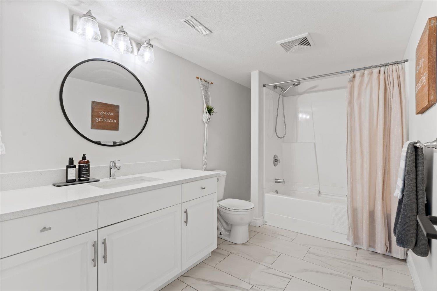 6819 SCHOOL LANE, Sardis East Vedder, Chilliwack