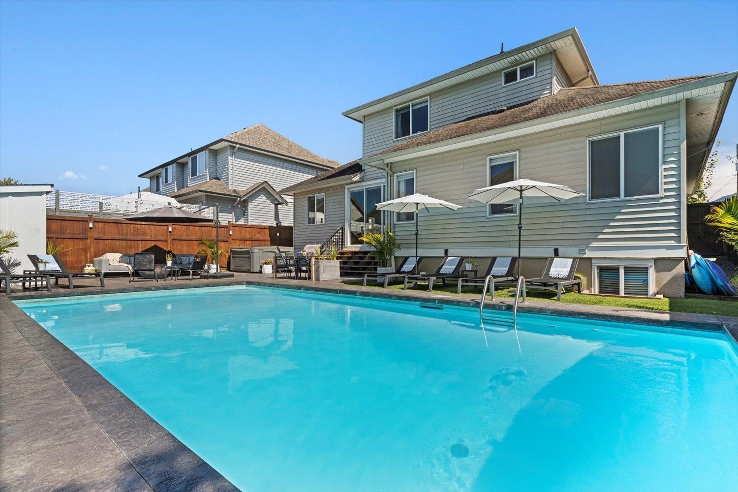 6819 SCHOOL LANE, Sardis East Vedder, Chilliwack