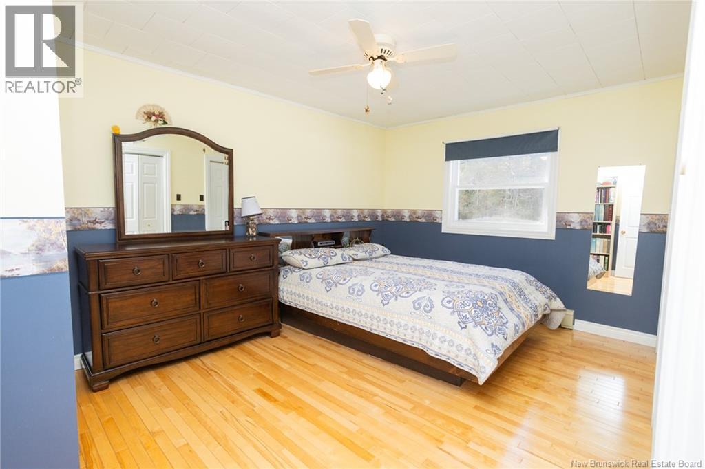 114 SWAN ROAD - 23