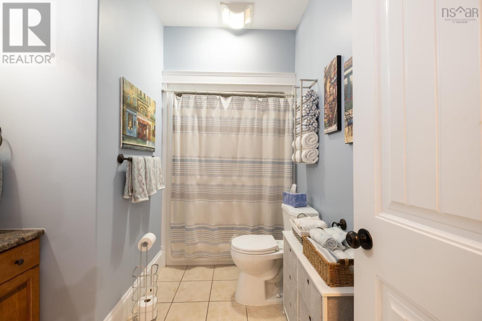 Property 25 of 33 of 7 Bona Crescent