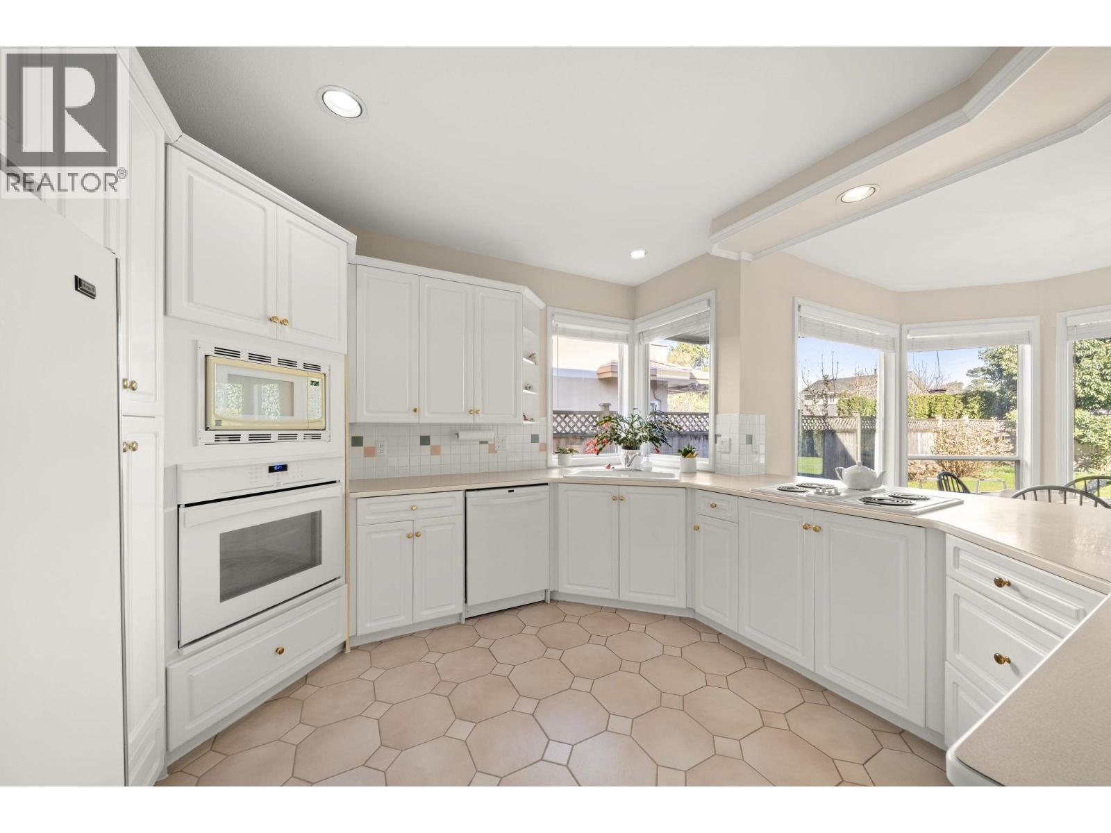 6211 DANUBE Road, Richmond