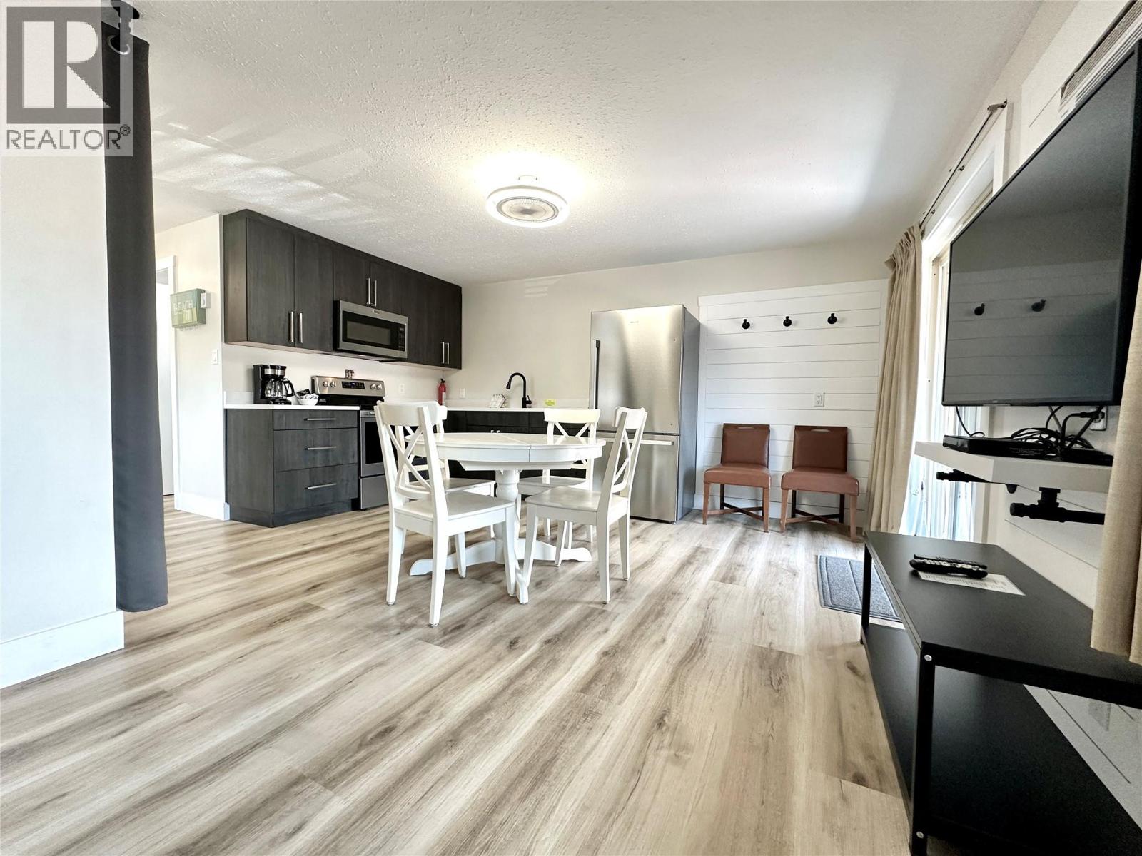 5815 Oleander Drive Unit# 221, Osoyoos