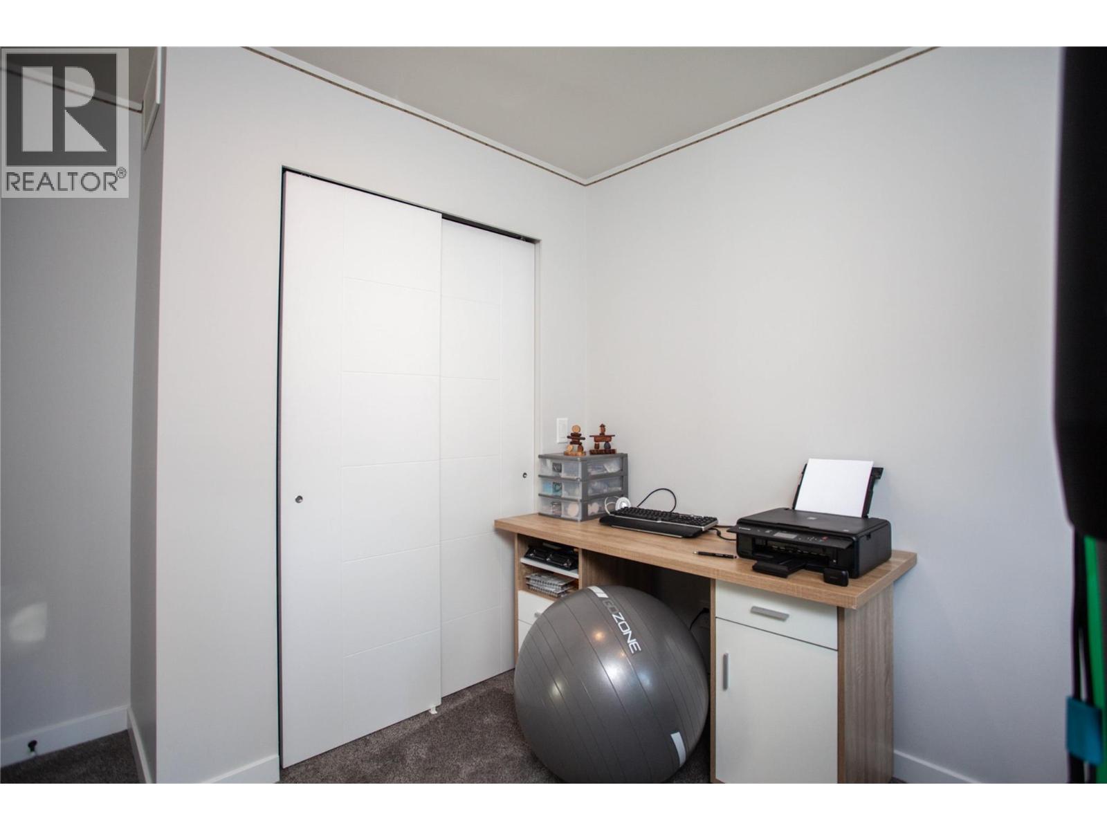 2253 Shuswap Avenue, Lumby