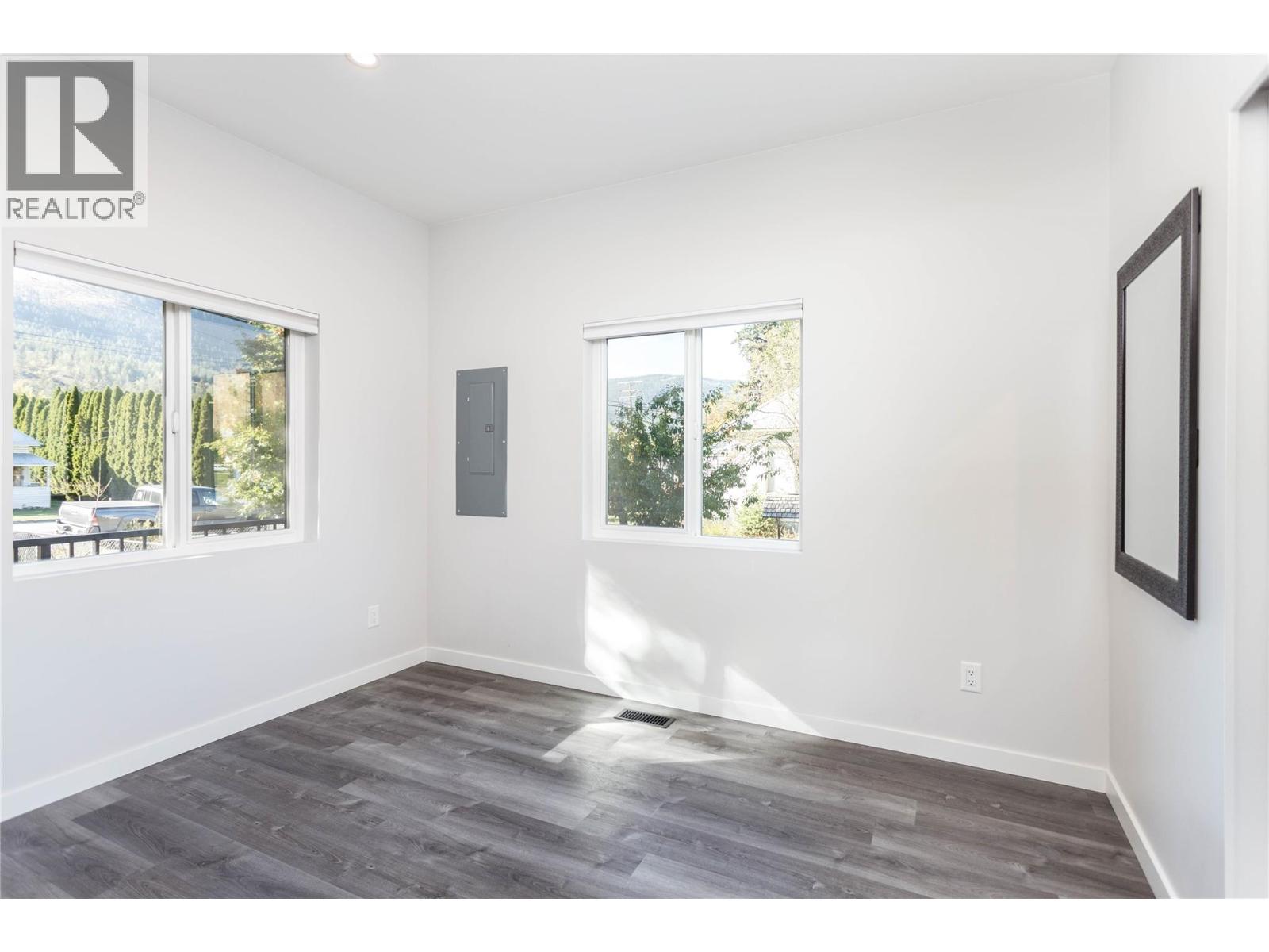 2253 Shuswap Avenue, Lumby