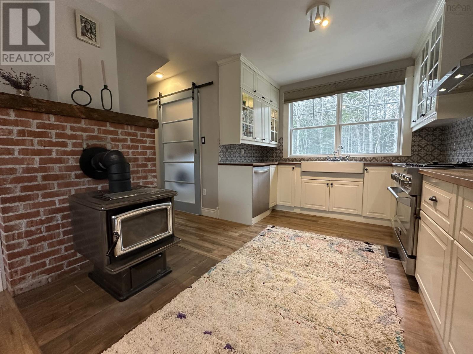 Property 8 of 32 of 151 Medway River Road