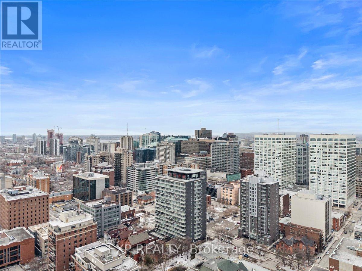 611 - 300 LISGAR STREET — photo 24