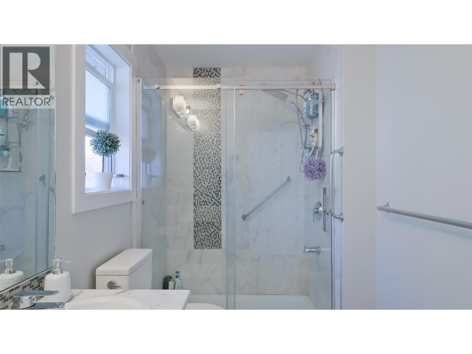 3909 30th Avenue Unit# 1, Vernon