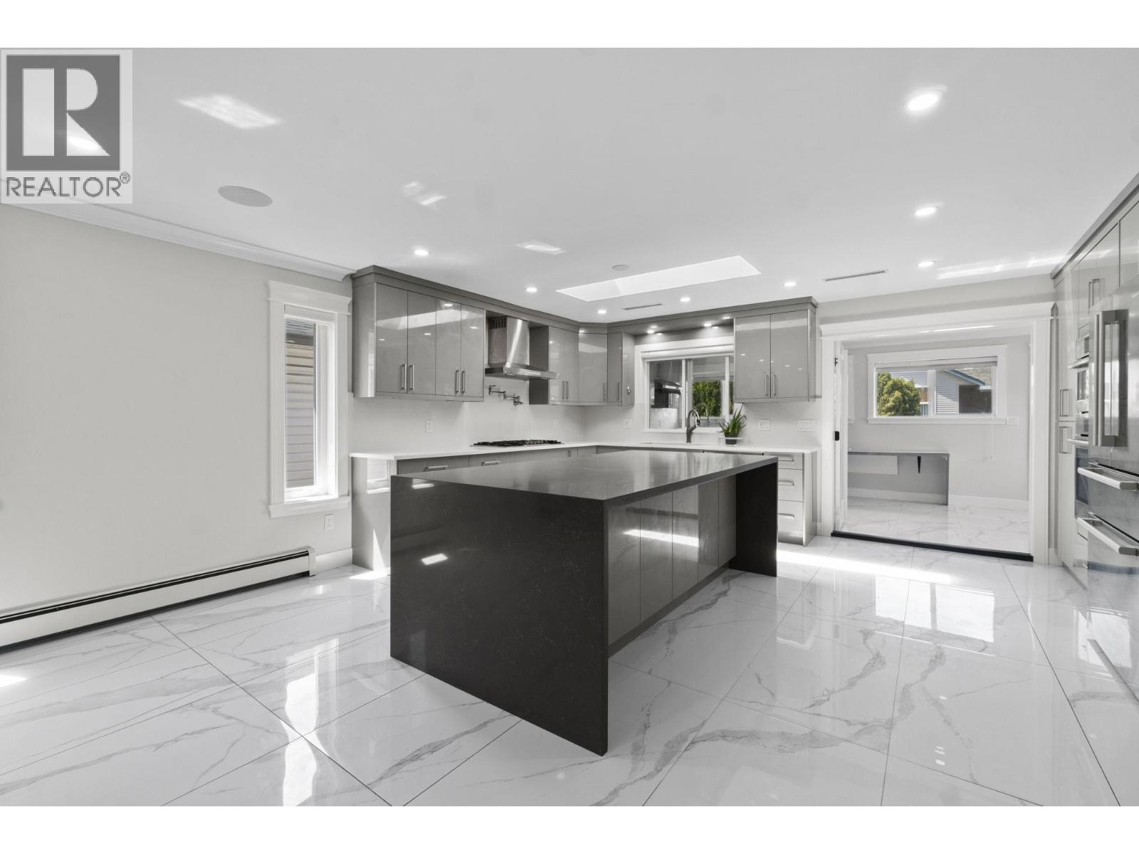 1339 RAMA AVENUE, New Westminster