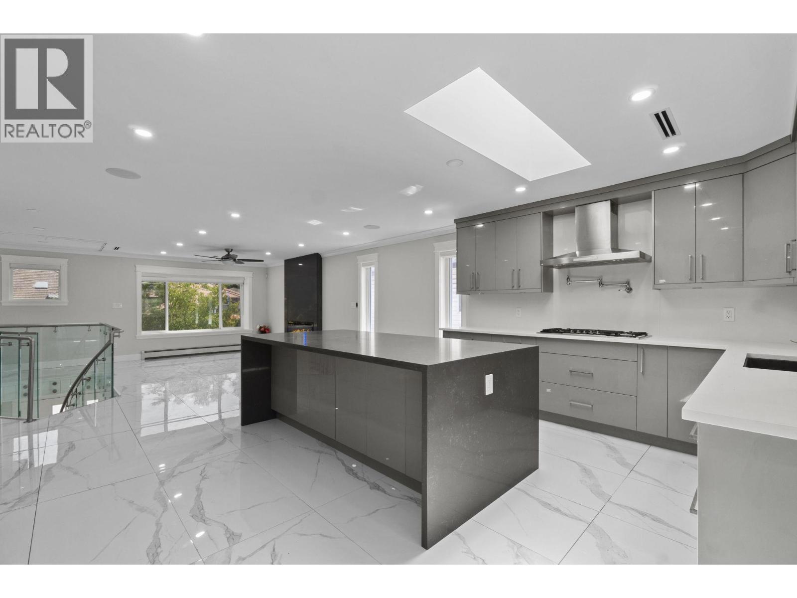 1339 RAMA AVENUE, New Westminster