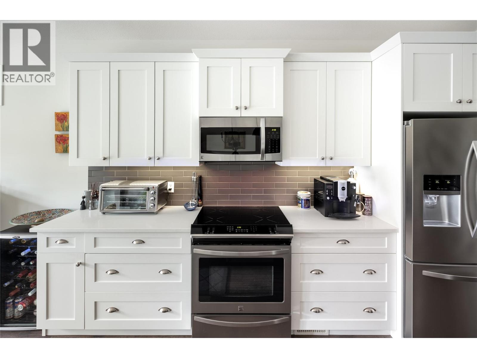 4450 Gordon Drive Unit# 114, Kelowna