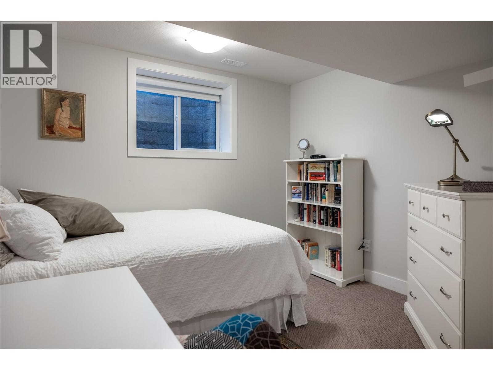 4450 Gordon Drive Unit# 114, Kelowna