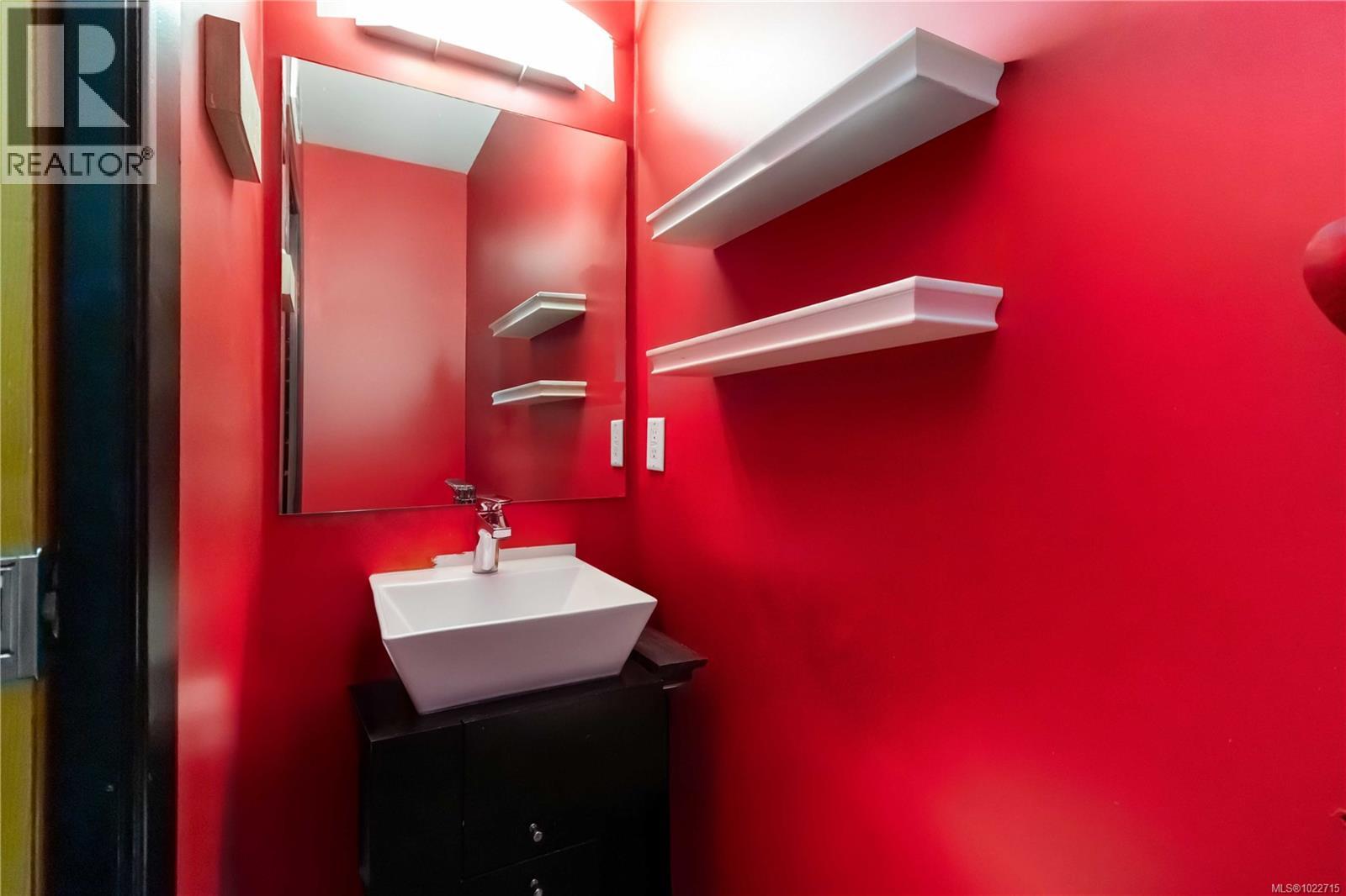 #108 932 JOHNSON ST - 21