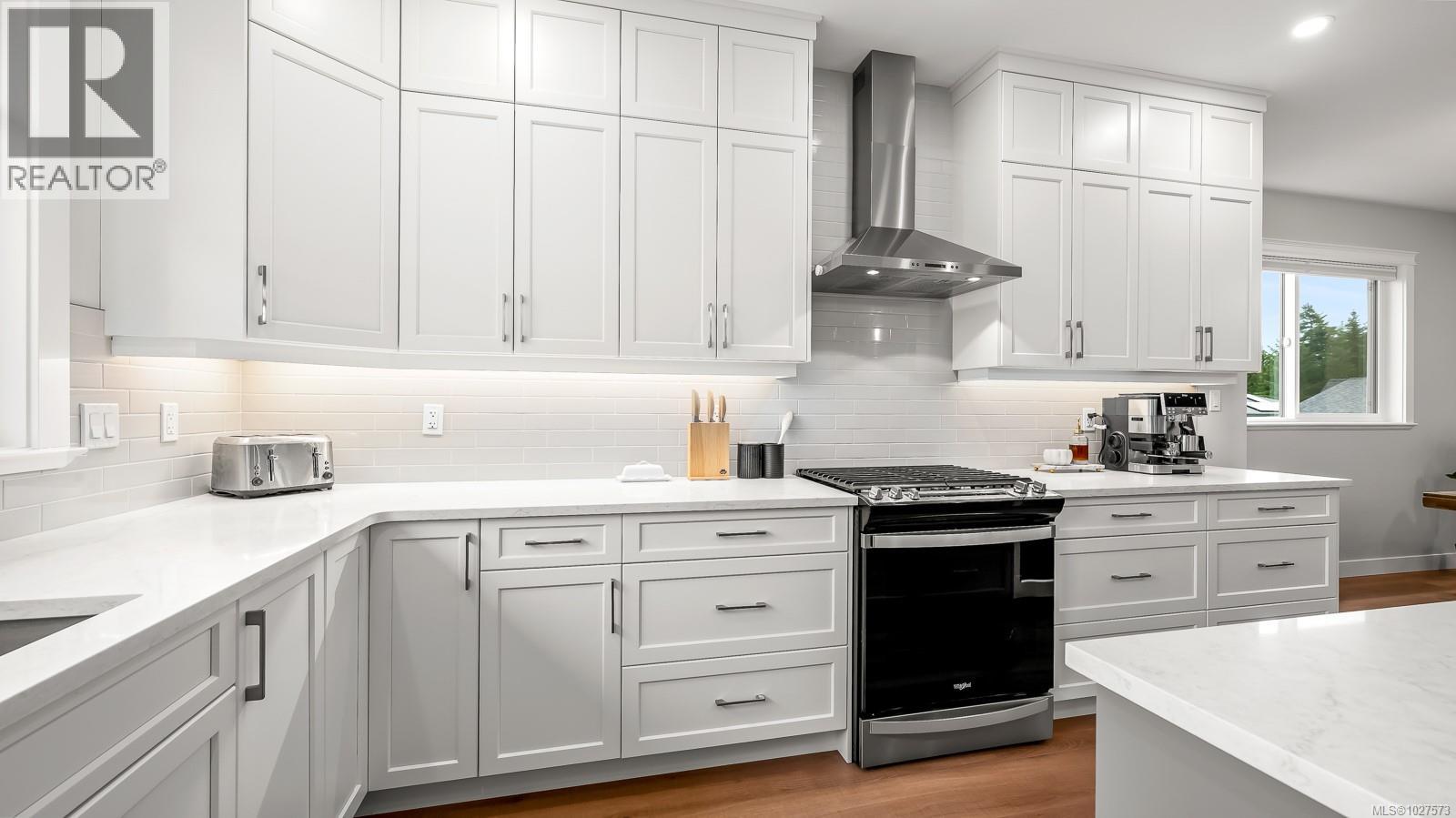 4014 SOUTHWALK DR - 10