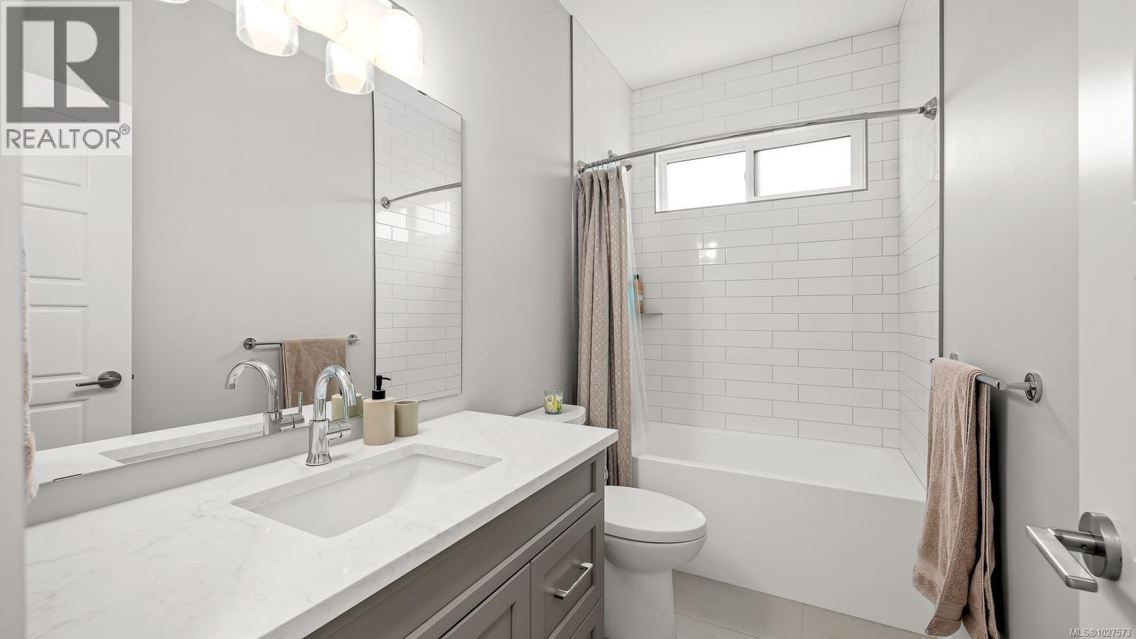 4014 SOUTHWALK DR - 35