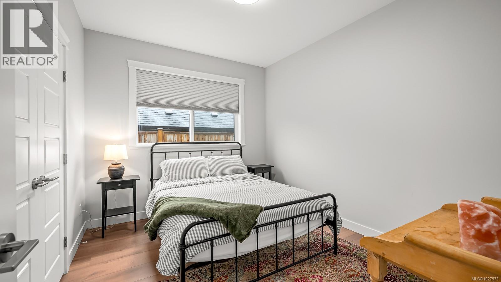 4014 SOUTHWALK DR - 34