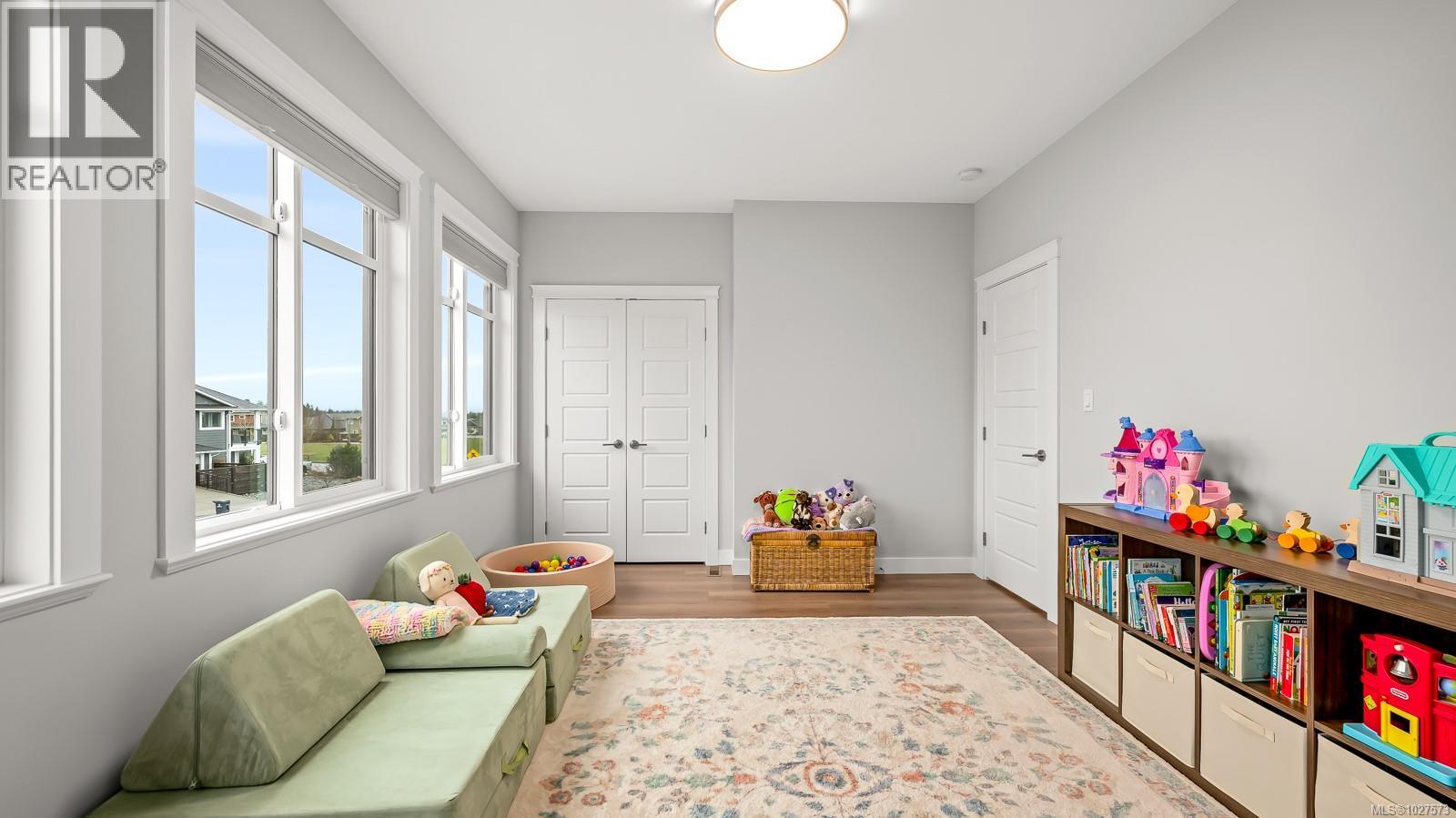 4014 SOUTHWALK DR - 28