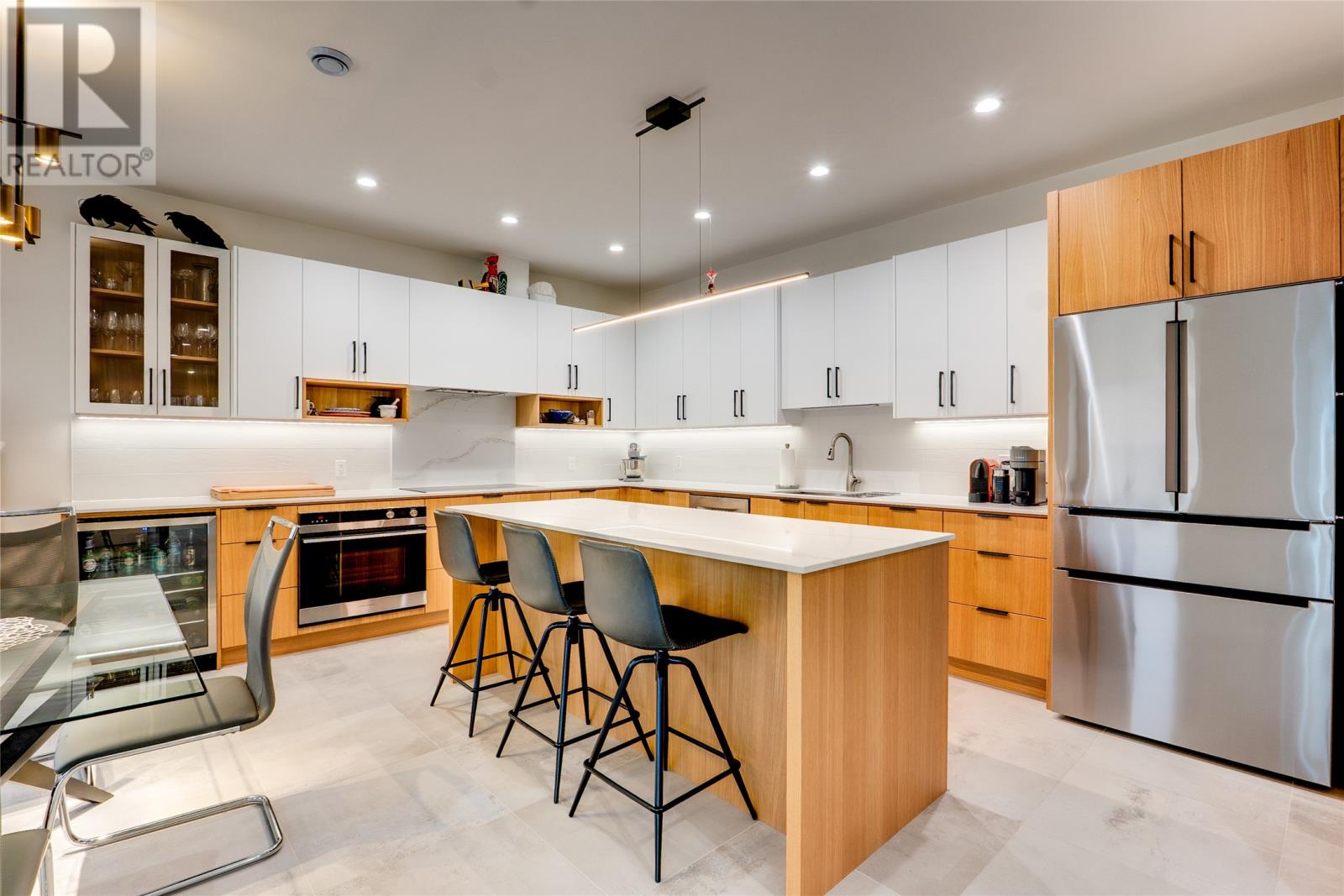 #402 181 HAMILTON AVENUE - 10