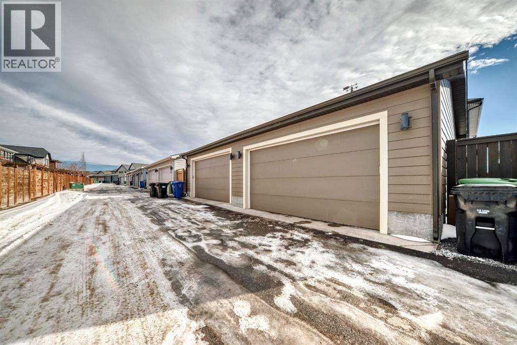 Single Family House for Sale in  Mahogany Gardens SE Mahogany Calgary 