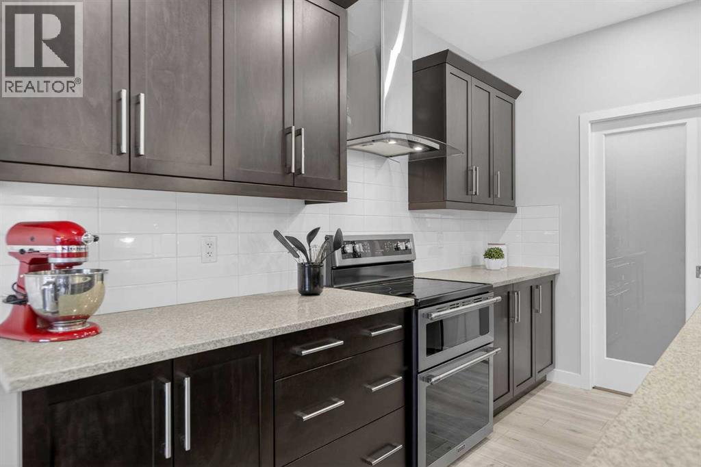 218 Riviera View, Cochrane