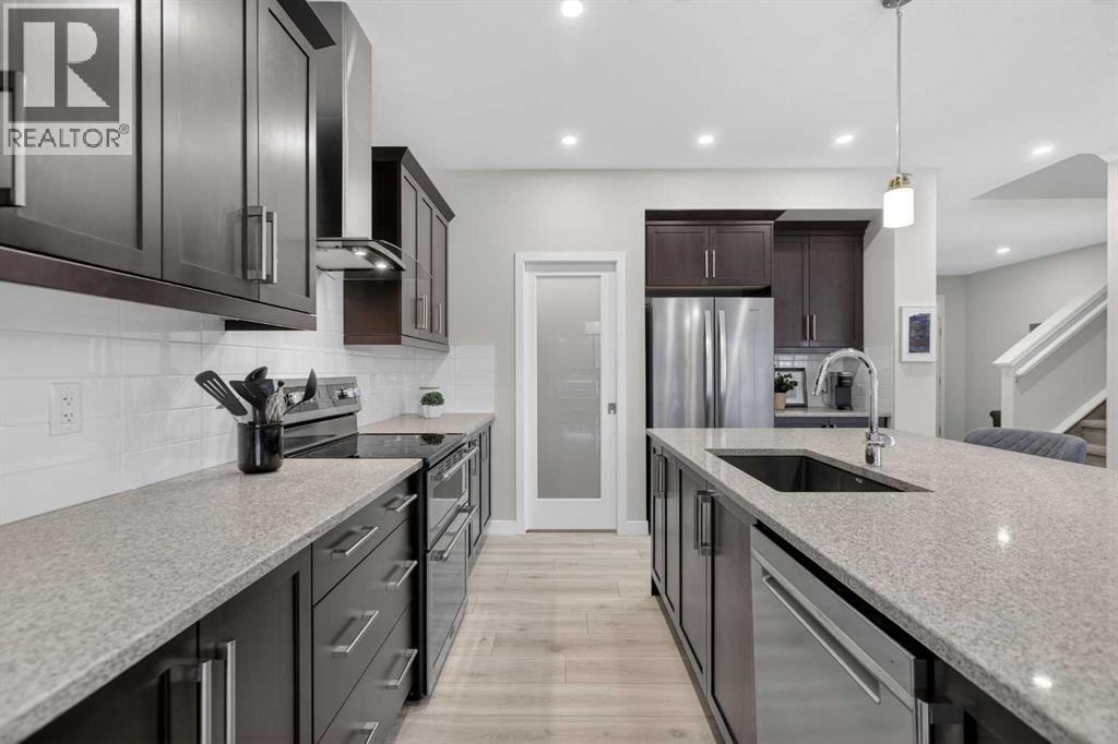 218 Riviera View, Cochrane