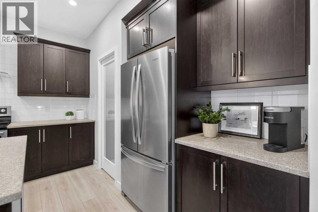 218 Riviera View, Cochrane