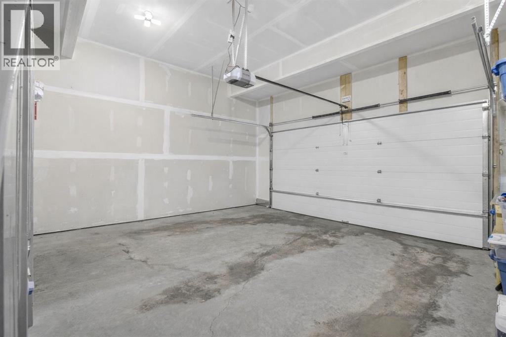 218 Riviera View, Cochrane