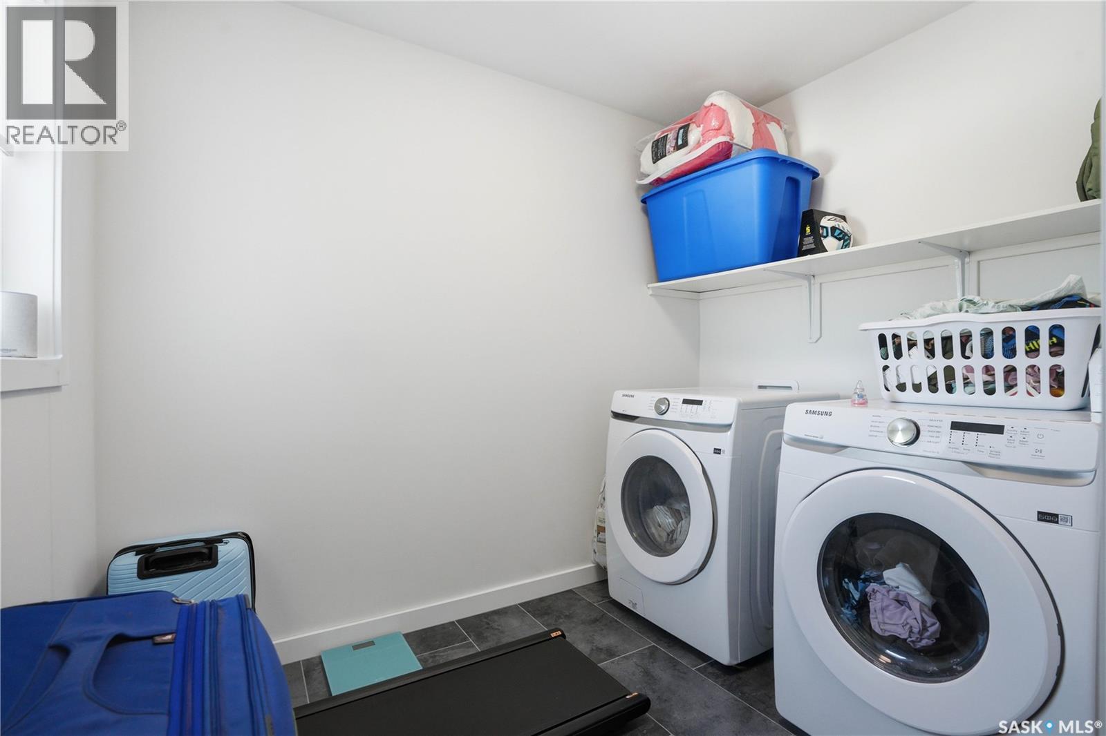 360 Barrett STREET - 24