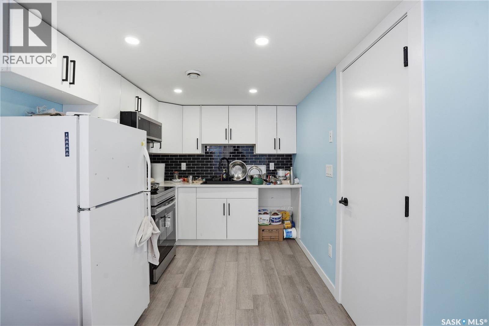 360 Barrett STREET - 31