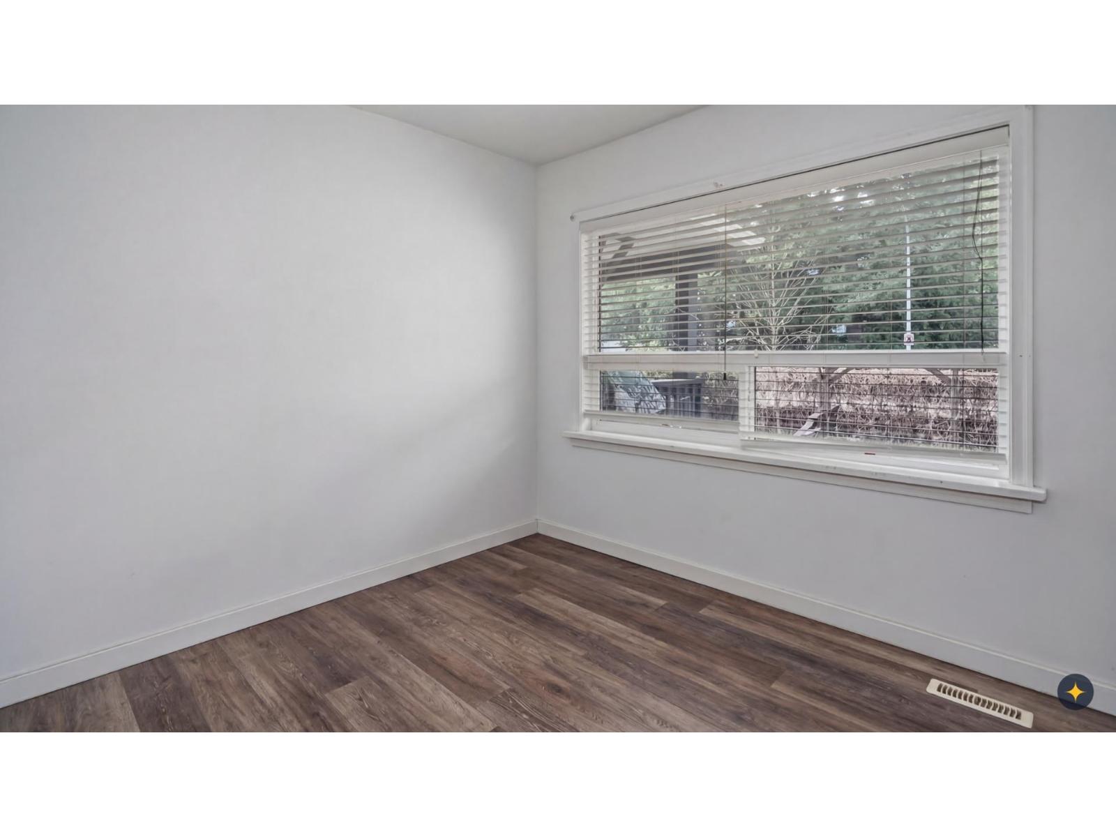 621 WATER AVENUE, Hope, Hope