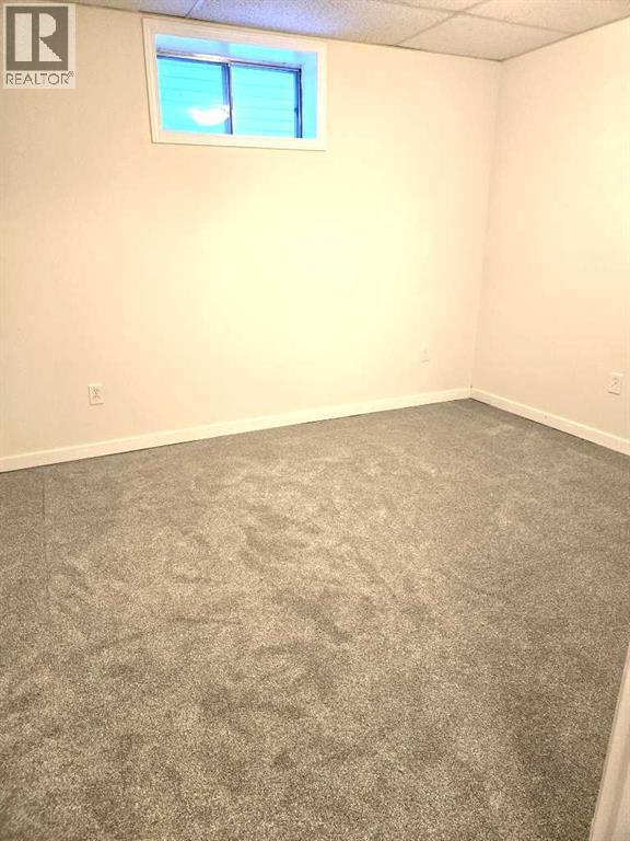 Single Family House for Sale in  Coventry Close NE Coventry Hills Calgary 