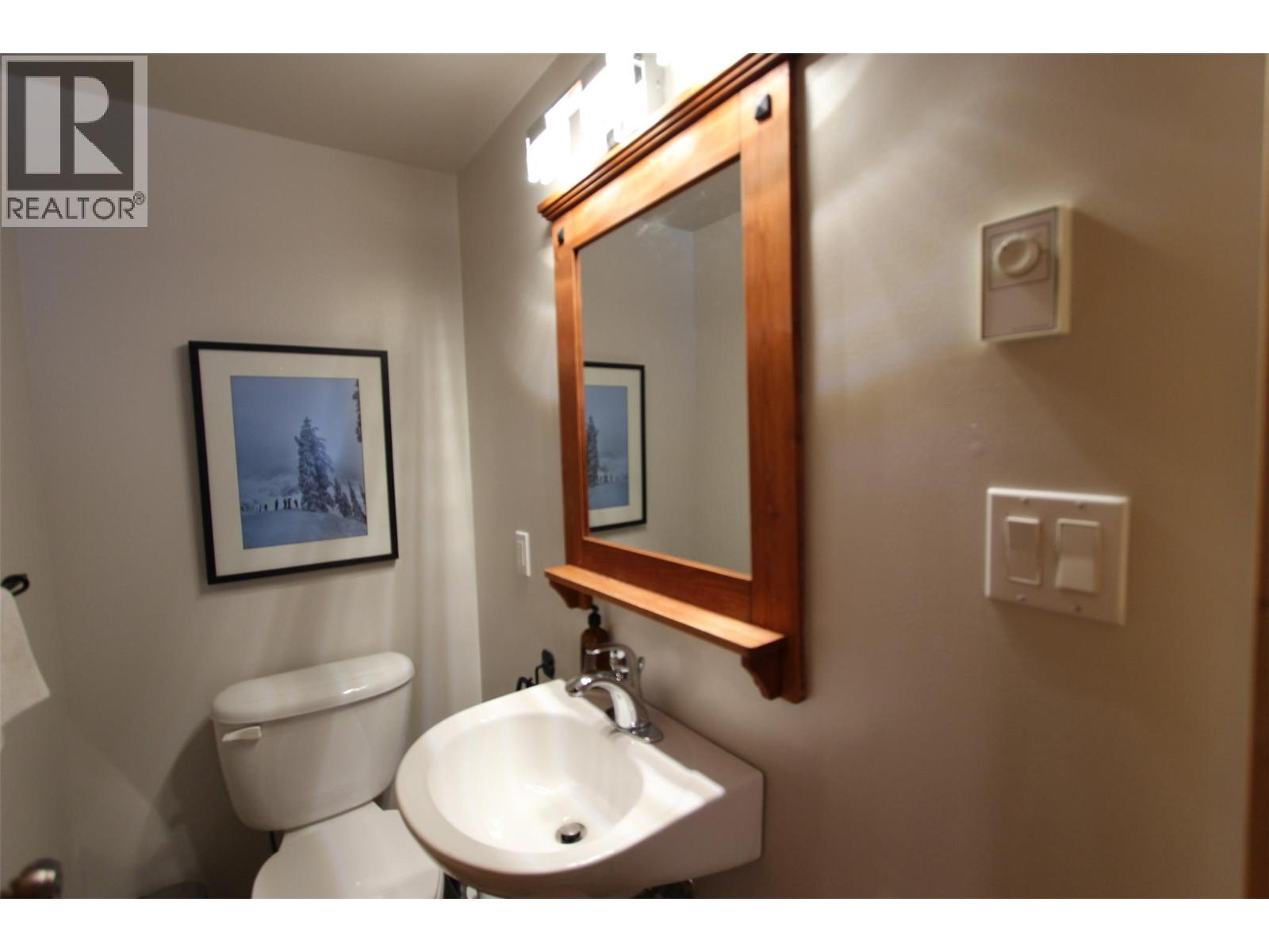 102 34 Rivermount Place, Fernie