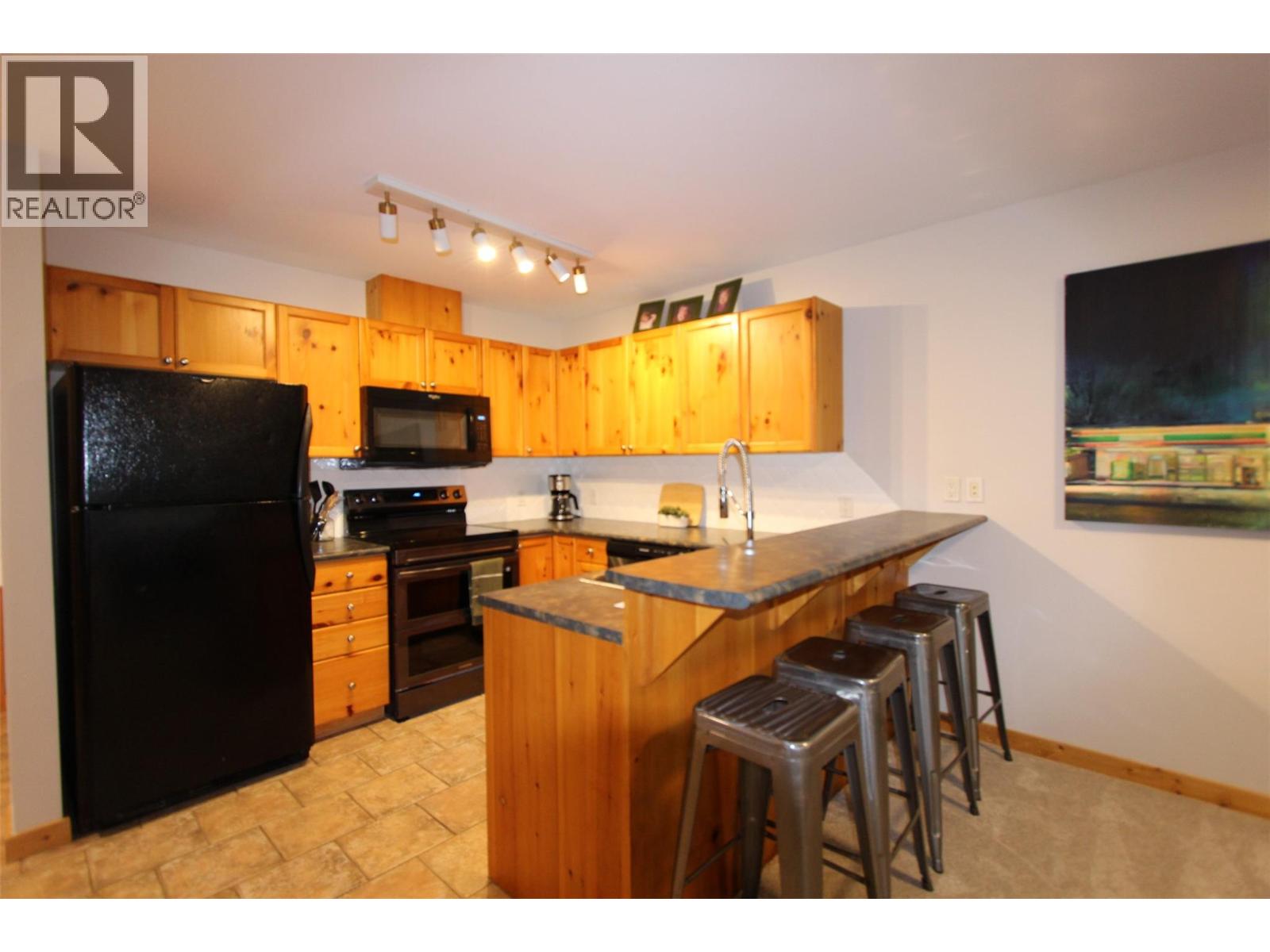 102 34 Rivermount Place, Fernie