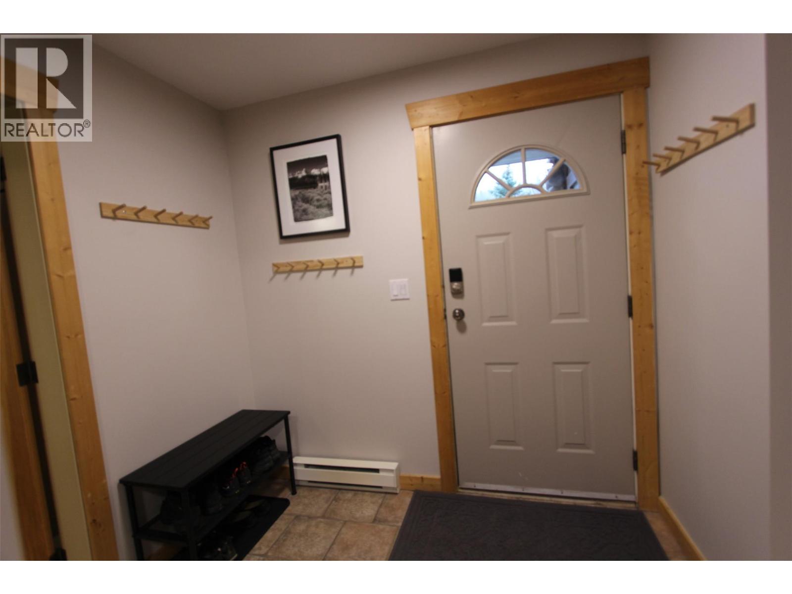 102 34 Rivermount Place, Fernie