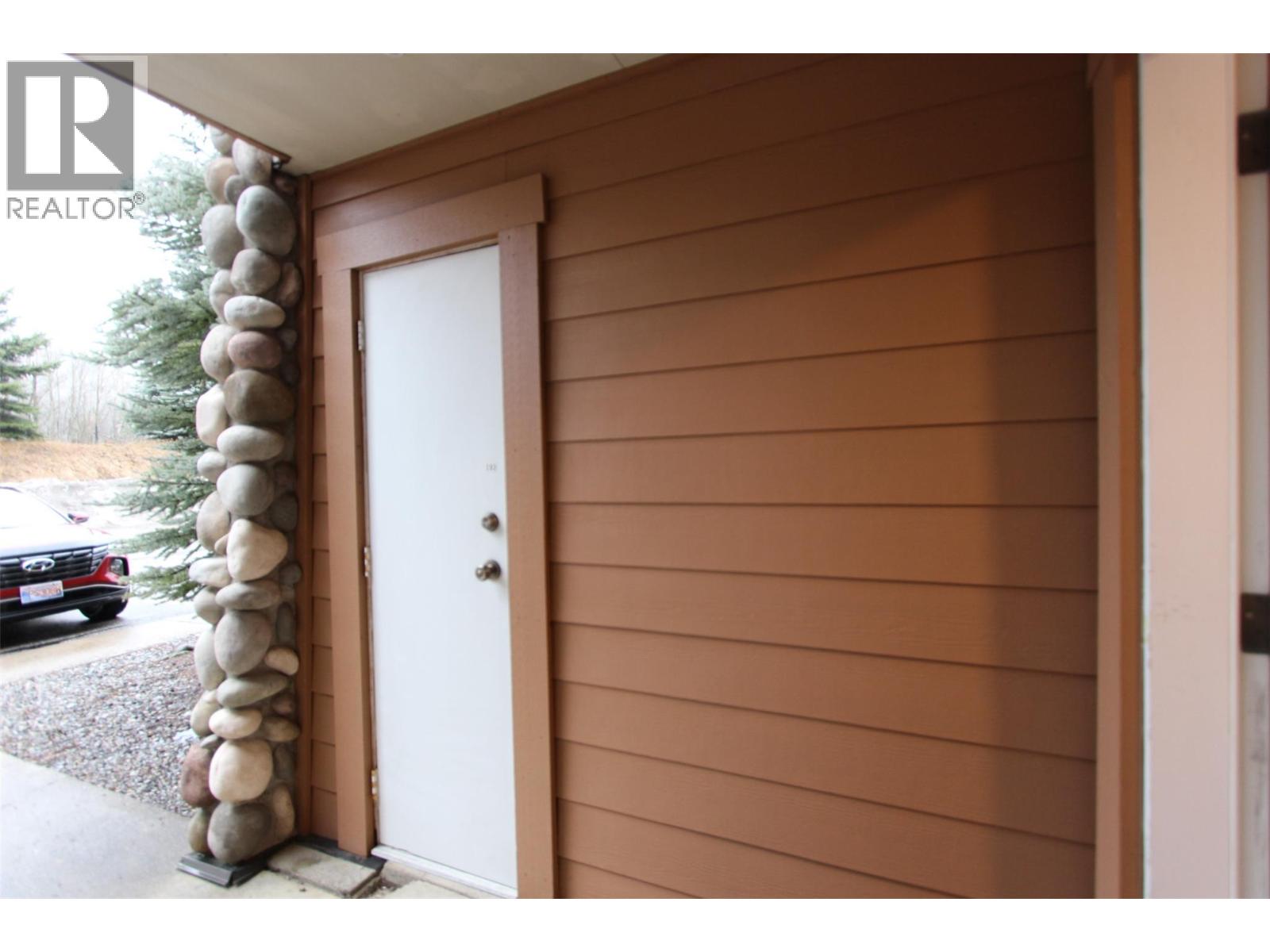 102 34 Rivermount Place, Fernie