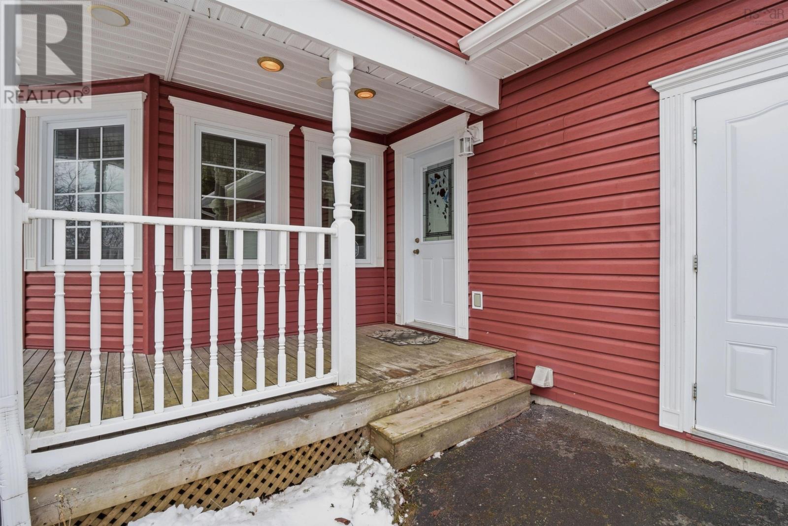 Property 3 of 38 of 15 South Rawdon Road