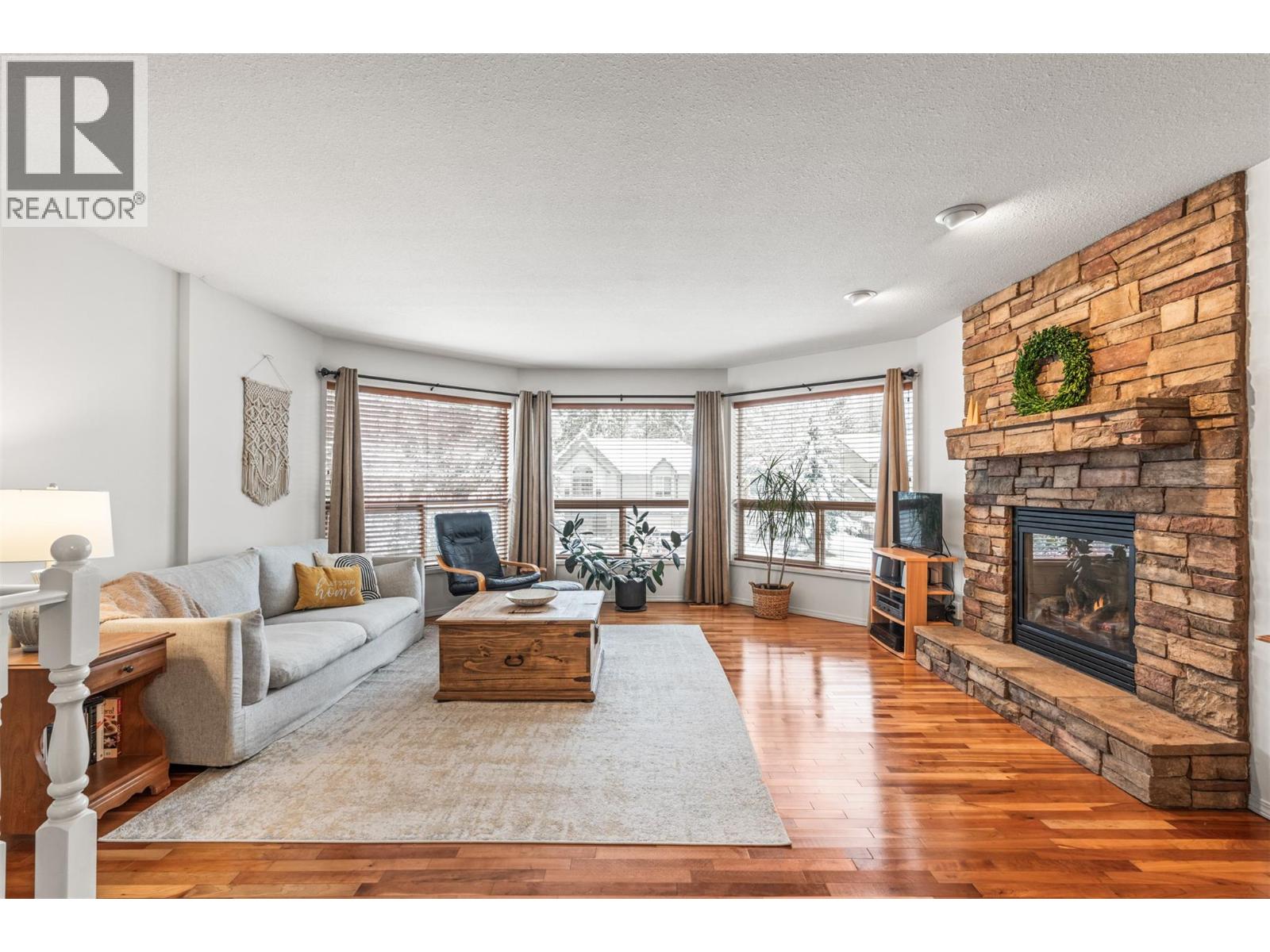 2287 Catt Avenue, Lumby