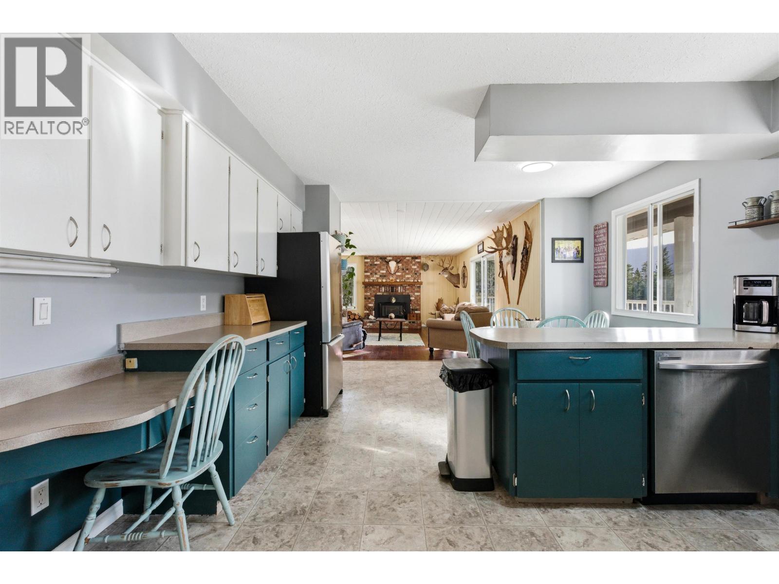 3023 DE SOUS MOUNTAIN ROAD, Williams Lake