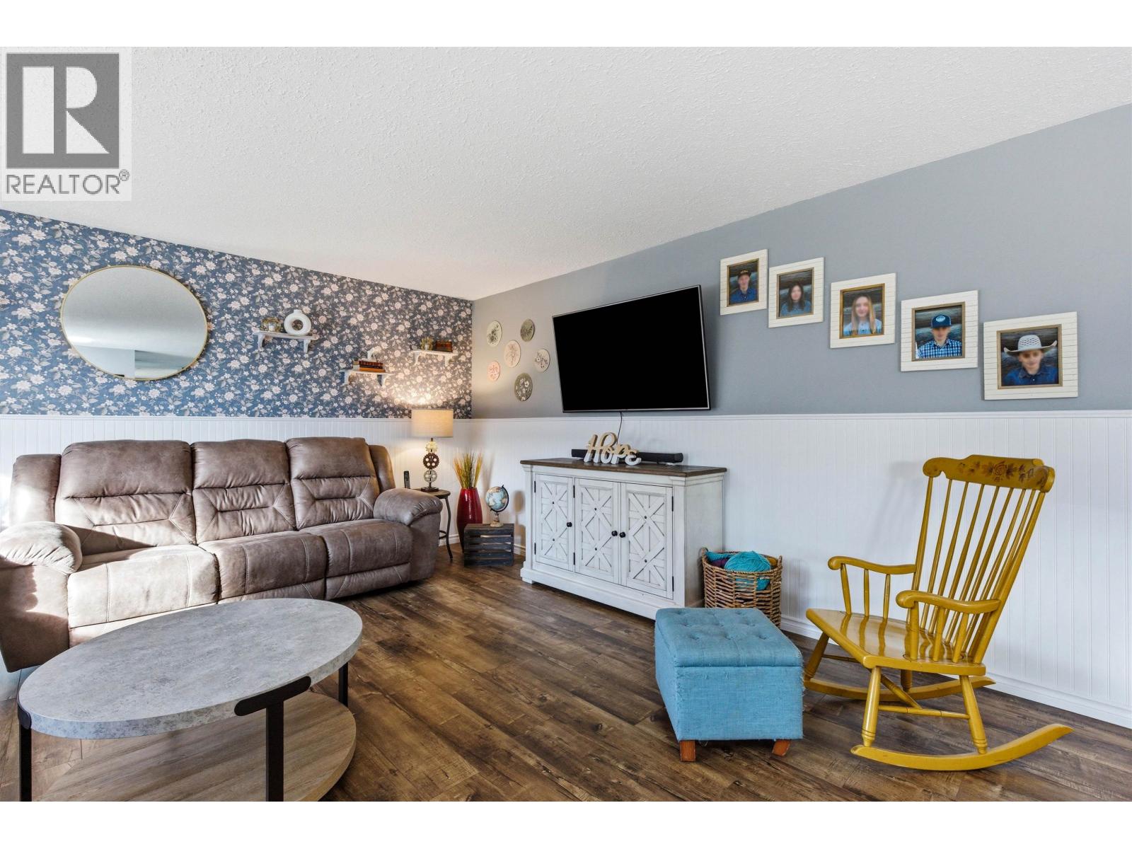 3023 DE SOUS MOUNTAIN ROAD, Williams Lake