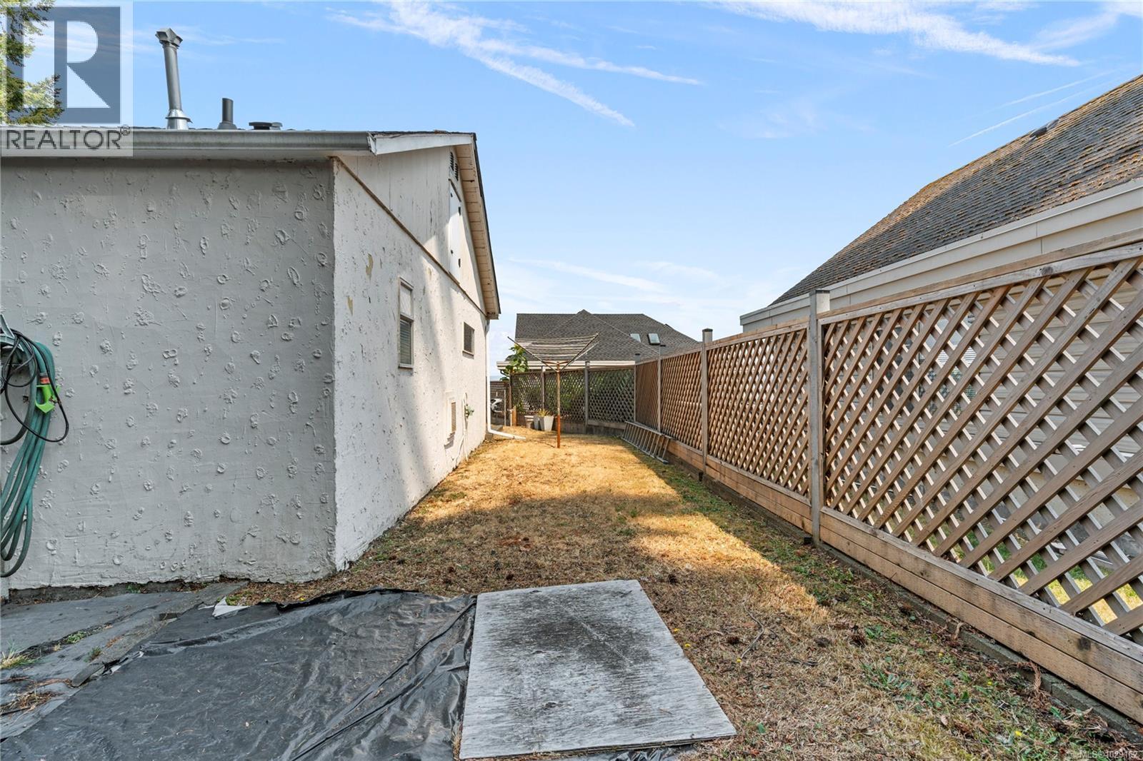 35 Bowser Rd - 48