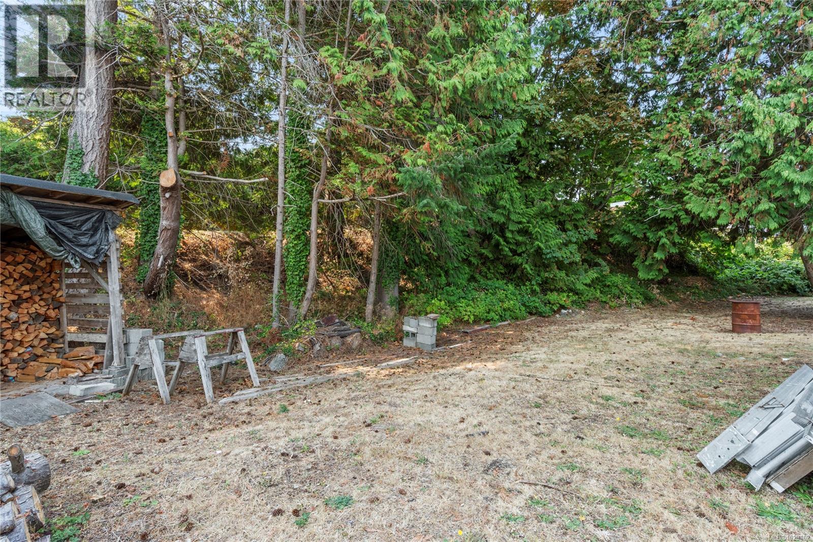 35 Bowser Rd - 50