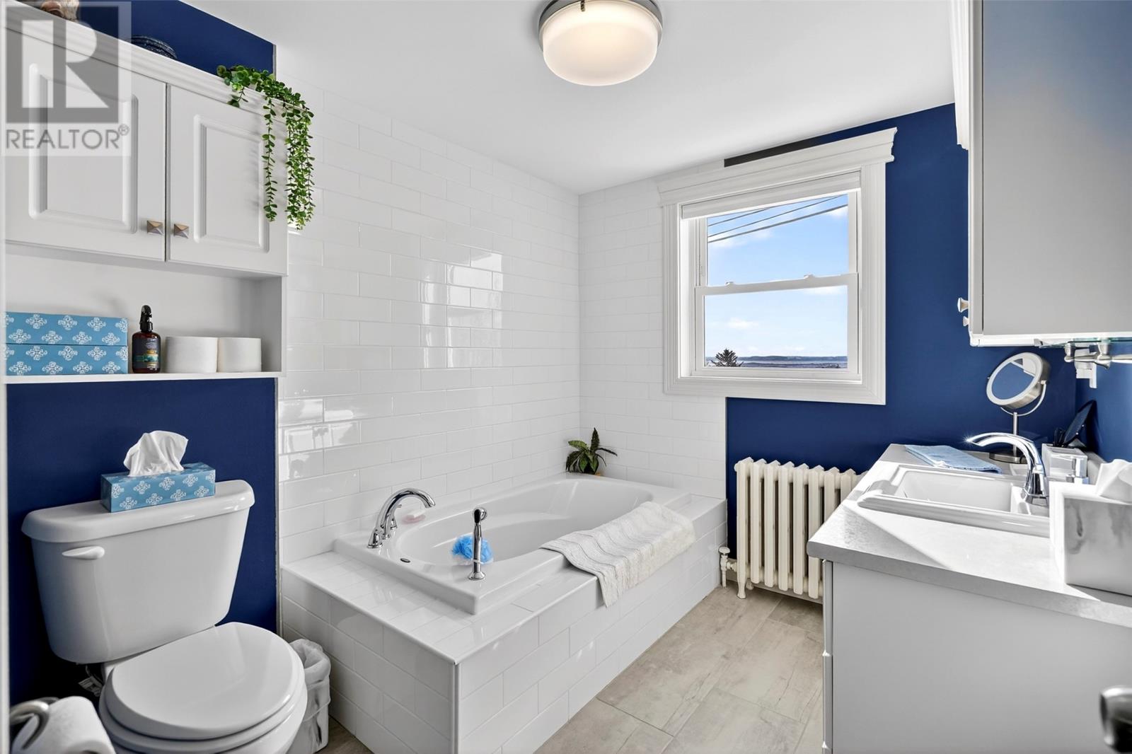 27 MAIN Road - 29