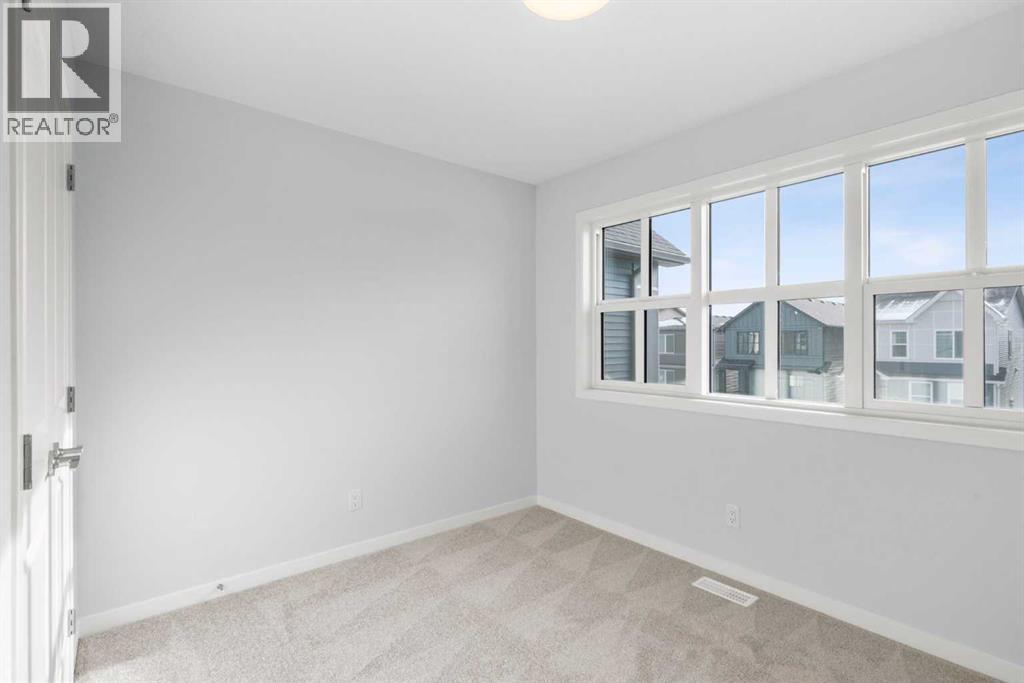 Single Family House for Sale in  Buffaloberry Manor SE Ricardo Ranch Calgary 