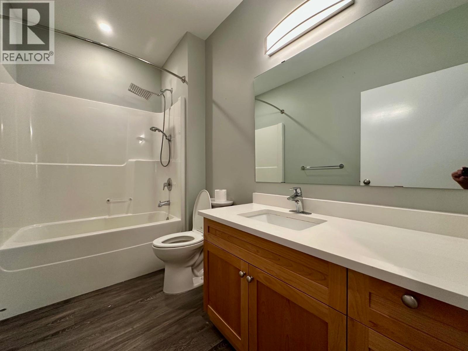 #101-1192 VANCOUVER Street, Smithers