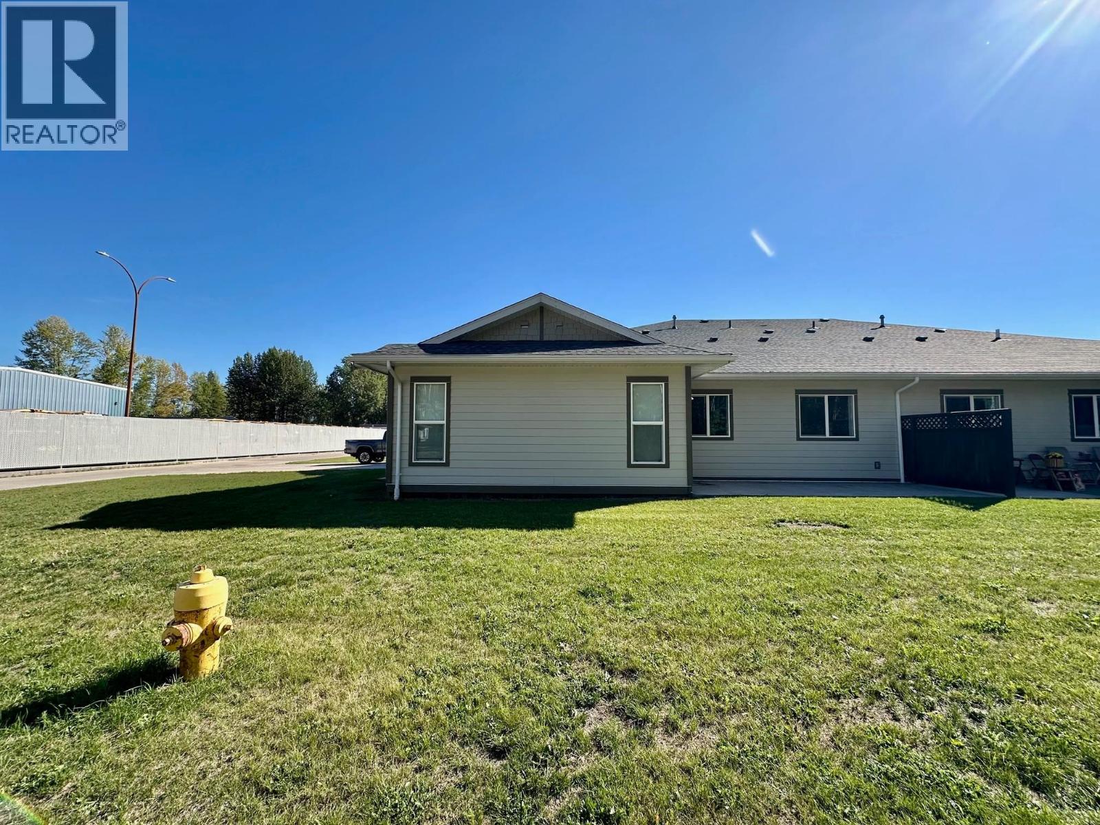 #101-1192 VANCOUVER Street, Smithers