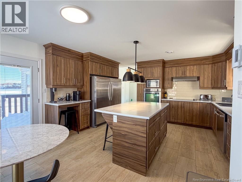 1295 RIVERSIDE DRIVE - 16