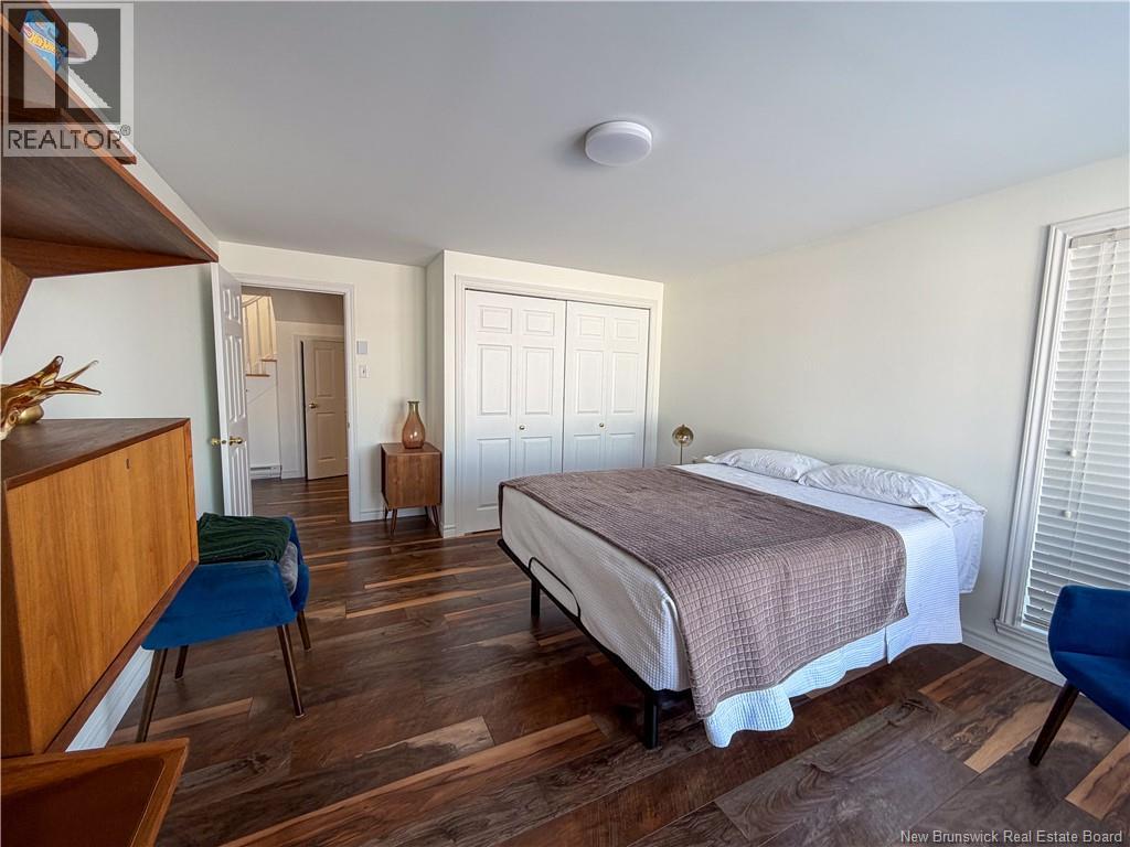 1295 RIVERSIDE DRIVE - 31