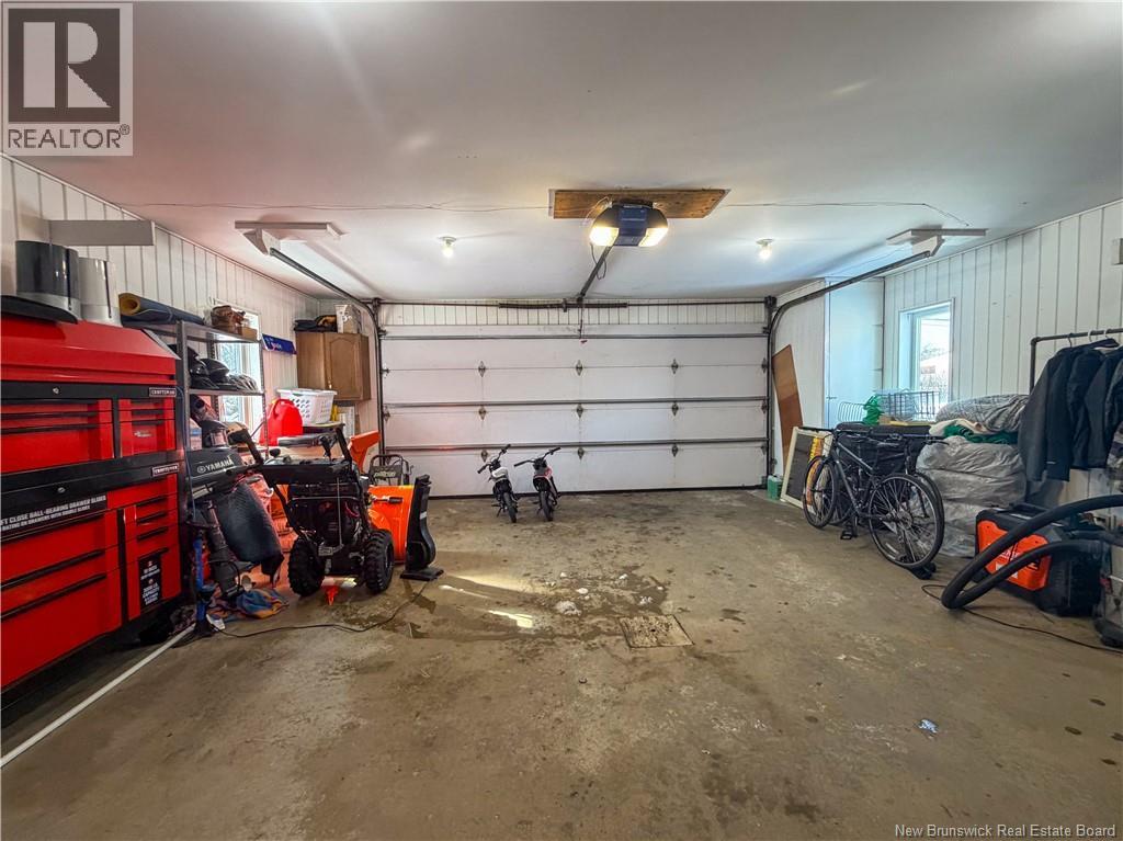 1295 RIVERSIDE DRIVE - 36
